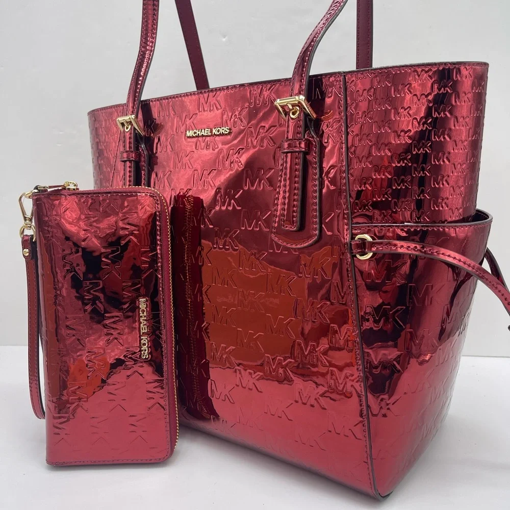 MICHAEL KORS Voyager Lg Metallic Logo Debossed EW  Tote & Jet Set Lg Logo Wallet - Picture 5 of 16